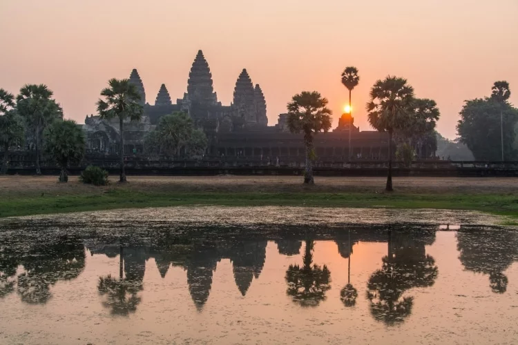 sunrise angkor wat - cambodia