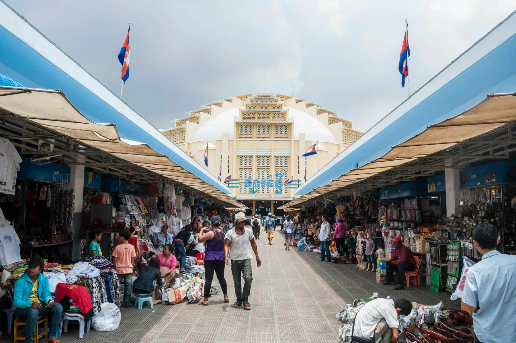 central market phnom penh