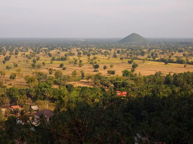 landscape-countryside-around-phnom-sampov-battambang-cambodia