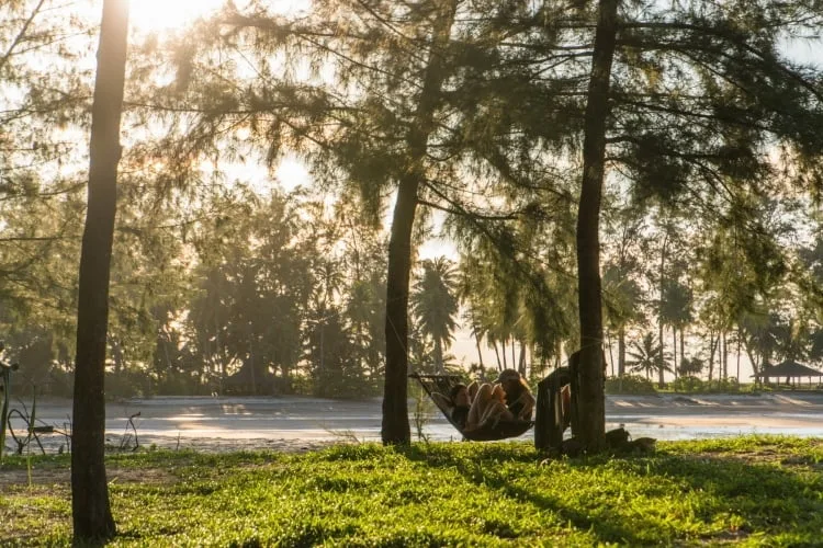 horizon resort koh phra thong rest - thailand
