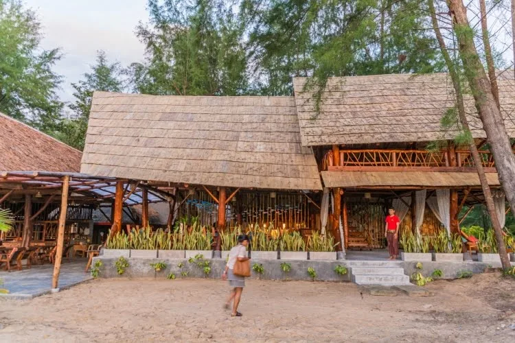 restaurant moken eco village koh phra thong - thailand