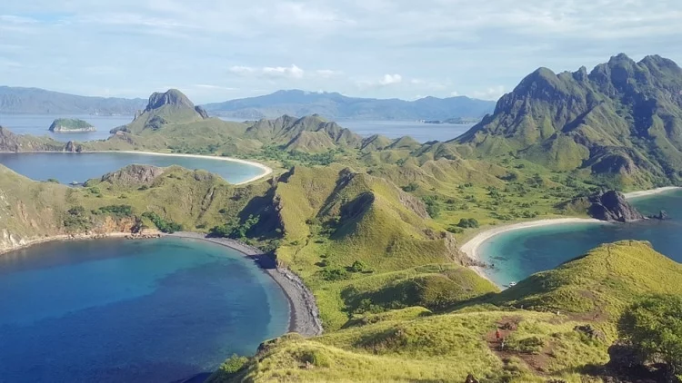 padar island komodo national park indonesia