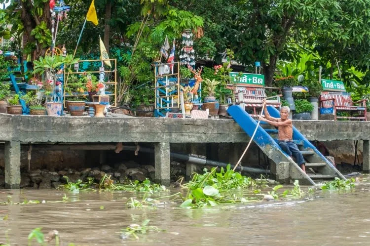 boat ride amphawa - thailand