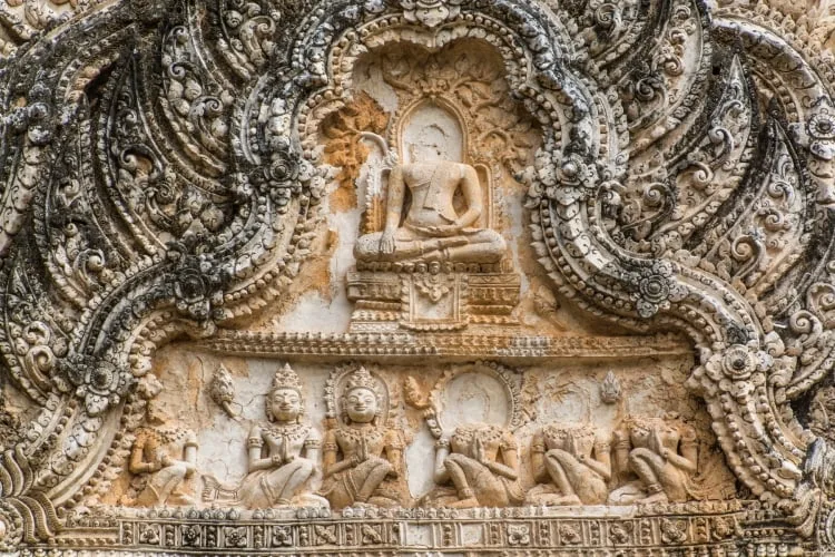 bas reliefs wat phra phai luang sukhothai