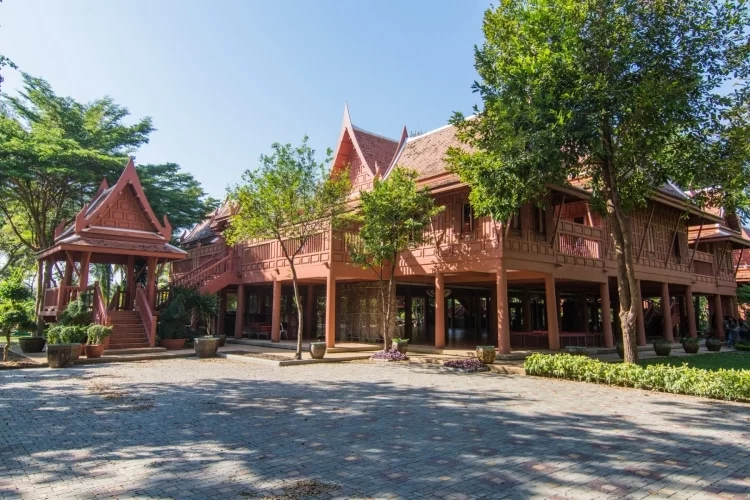 house thai rama II memorial park amphawa - thailand