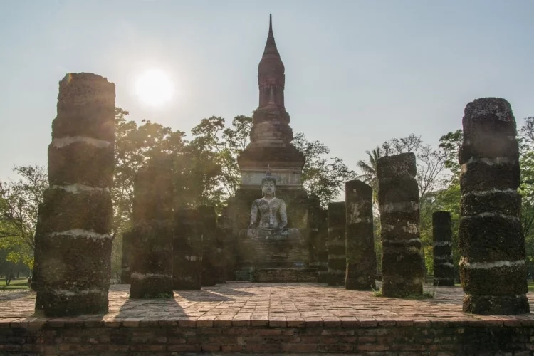 wat tra phang ngoen historical park sukhothai - thailand