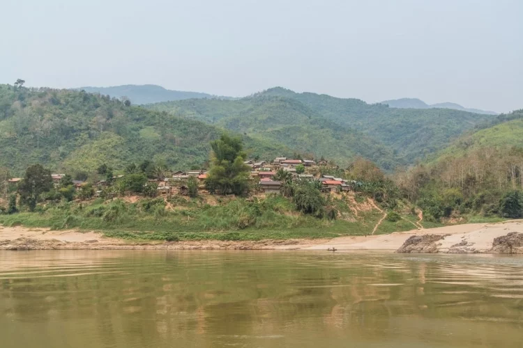 along the mekong slow boat cruise laos