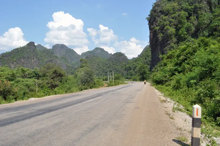 landscape loop thakhek laos