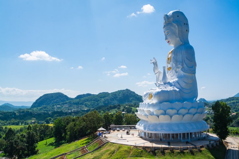 statue deesse misericordre wat huay pla kang chiang rai
