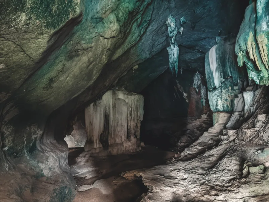 interior cave kaeo cave phang nga