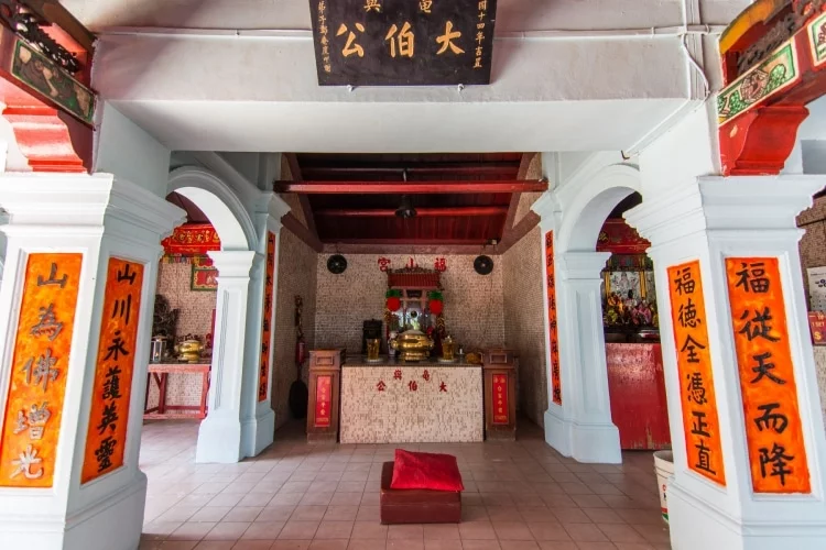 interior chinese temple kusu island singapore