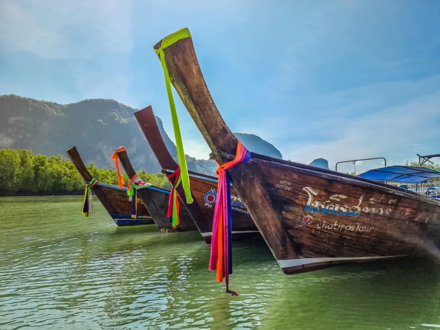 long tails quay hin rom departure visit phang nga bay