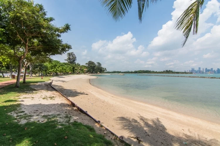 deserted beach kusu island singapore