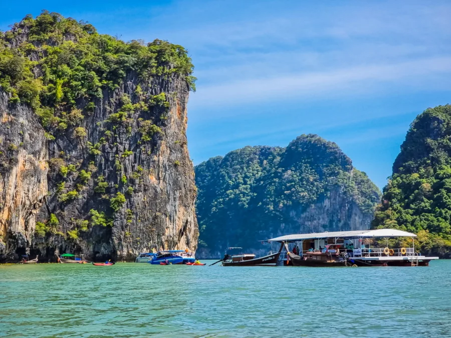 ko hong kayak excursion platform phang nga bay
