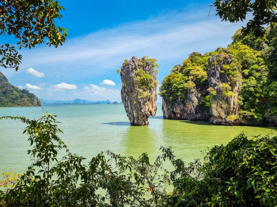 viewpoint on ko tapu james bond island phang nga bay