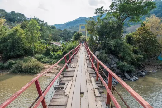 kok river suspension bridge - baan cha dae village - chiang rai
