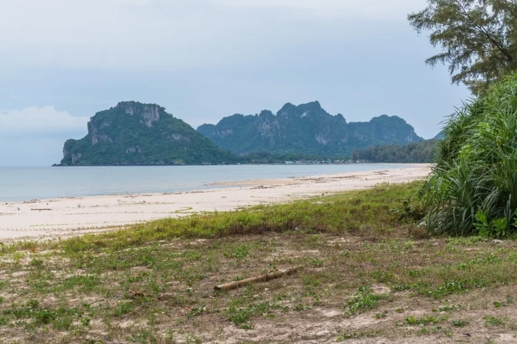 bang boet beach chumphon - thailand
