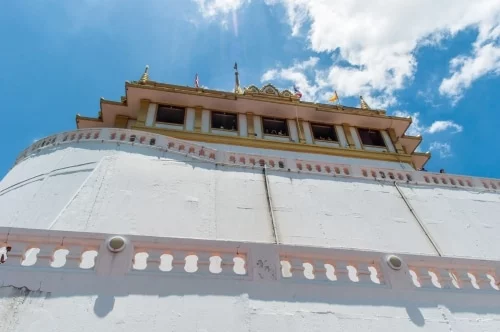 top mountain gold wat saket bangkok