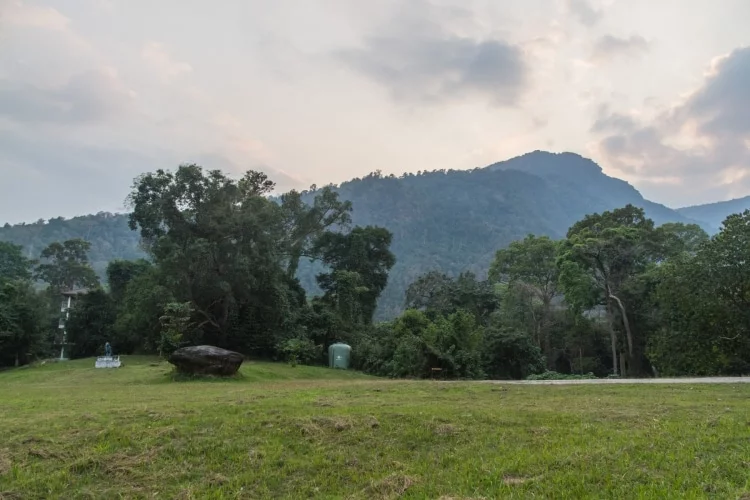 khao luang ramkhamhaeng park sukhothai