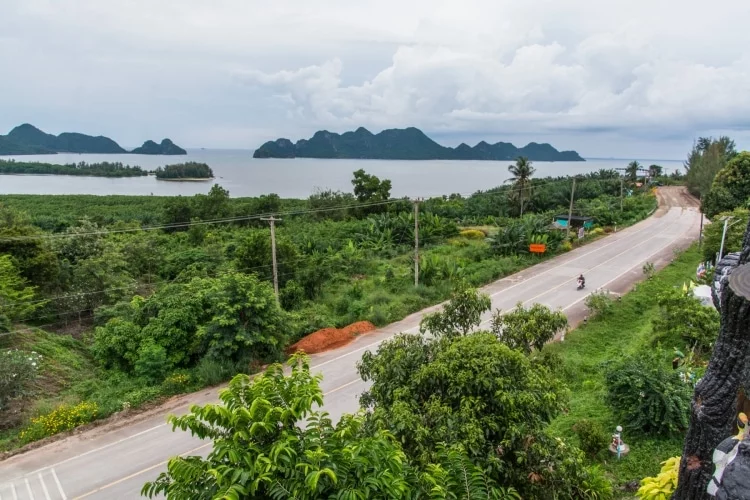 landscape bay wat kaeo prasert chumphon thailand