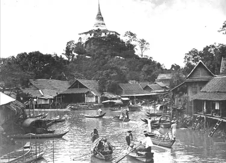 wat saket 1908 canal phan fa bridge