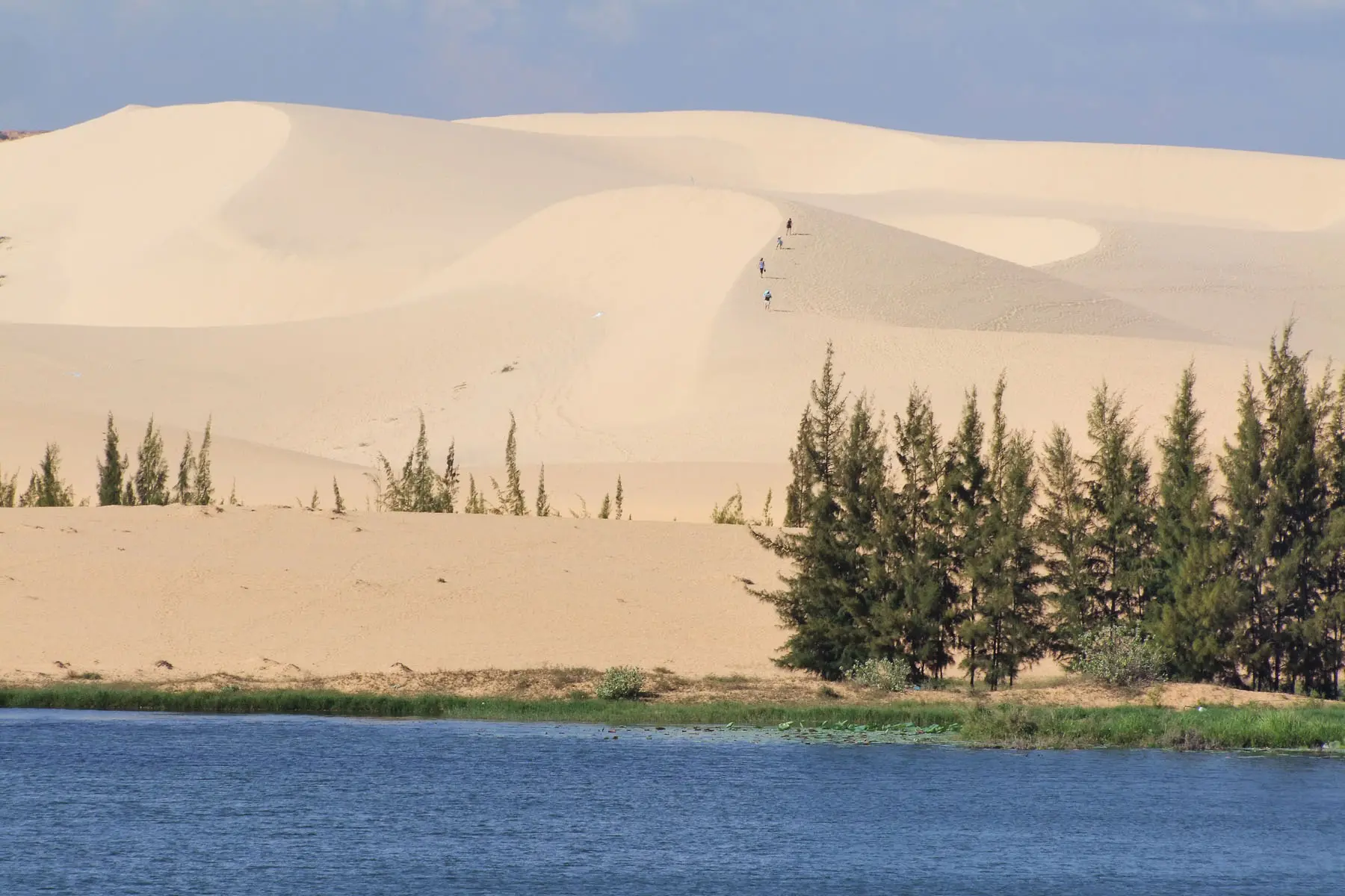 white dunes mui ne vietnam