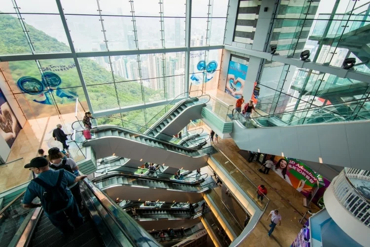 interior sky terrace 428 - victoria peak - hong kong