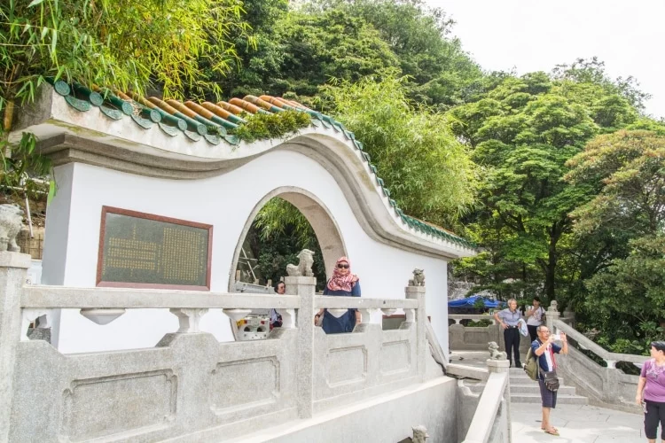 lions pavilion - hong kong
