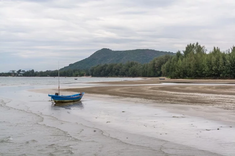 bay chao lao hu laem - chanthaburi