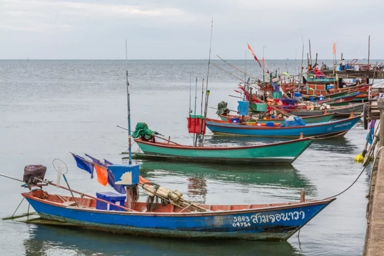 chao lao fishing boats - chanthaburi