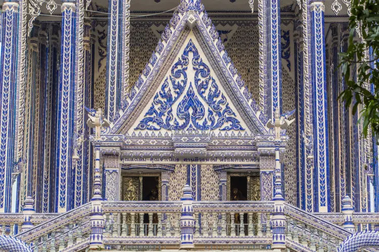 decoration wat pak nam khaem nu - chao lao - chanthaburi