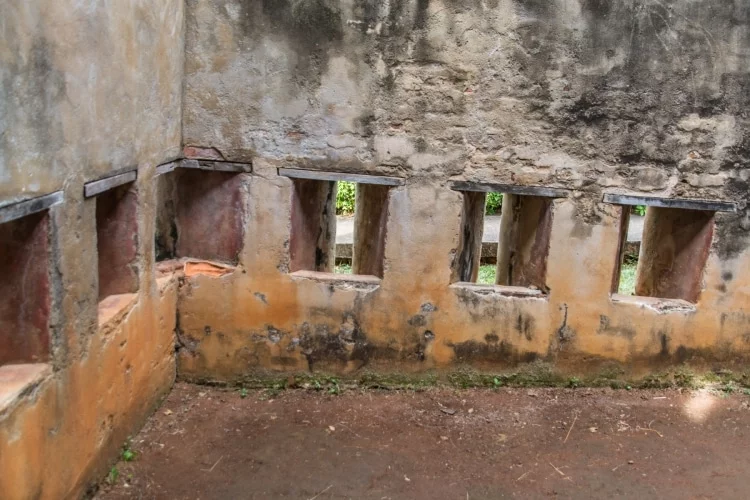 interior old prison laem sing - chanthaburi
