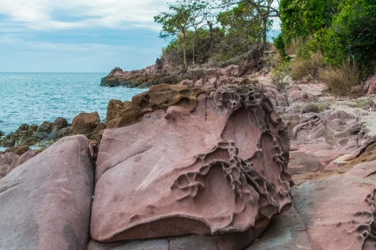 rock kung krabaeng wildlife sanctuary - chao lao - chanthaburi