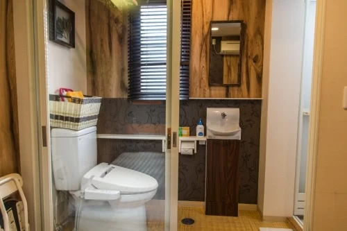 nara komachi guesthouse bathroom - japan
