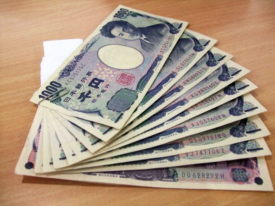 Japanese yen notes