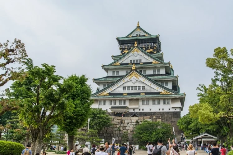 osaka castle japan