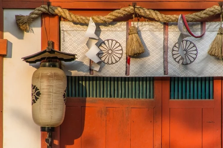 detail tamukeyama todai-ji nara shrine - japan