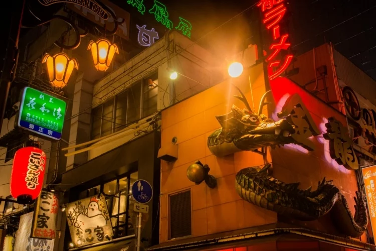 golden dragon ramen dotonbori osaka - japan