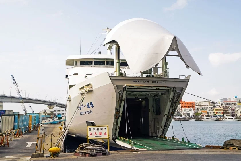 ship carrying vehicles japan