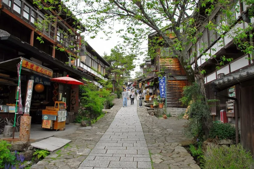 rue pave village magome-juku old nakasendo