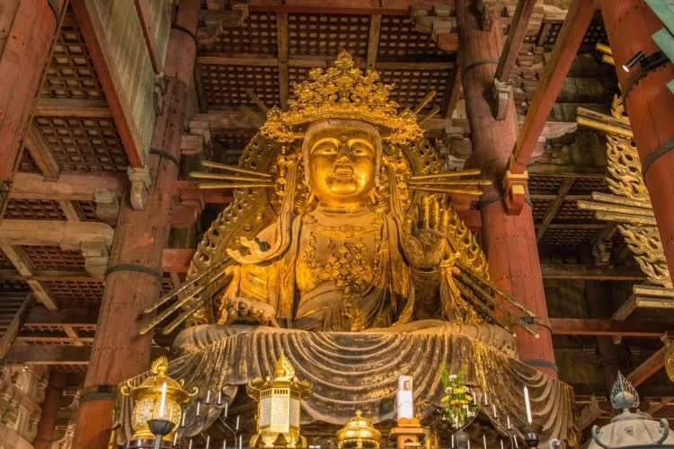 kozuko daibutsuden statue todai-ji nara temple - japan