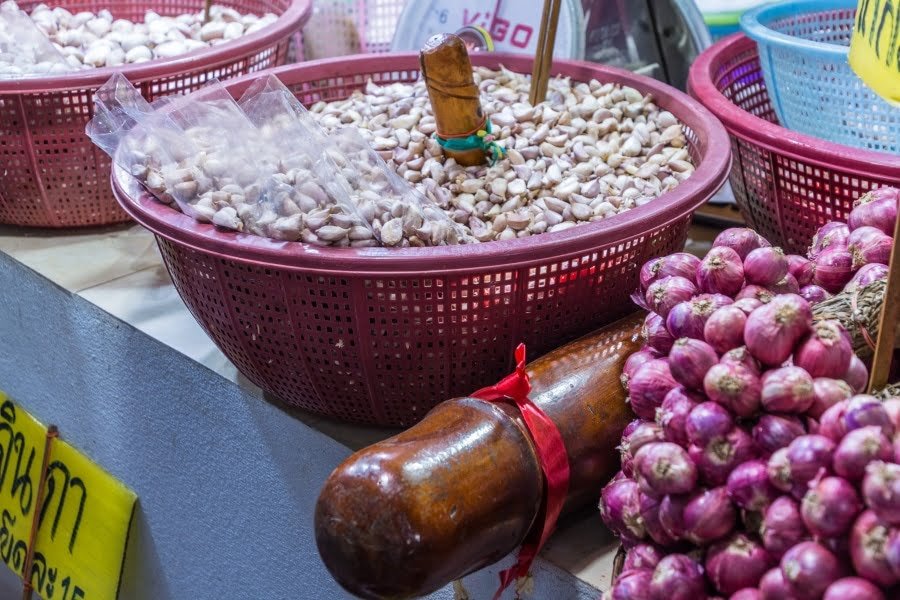 ails thailandais marché uthai thani