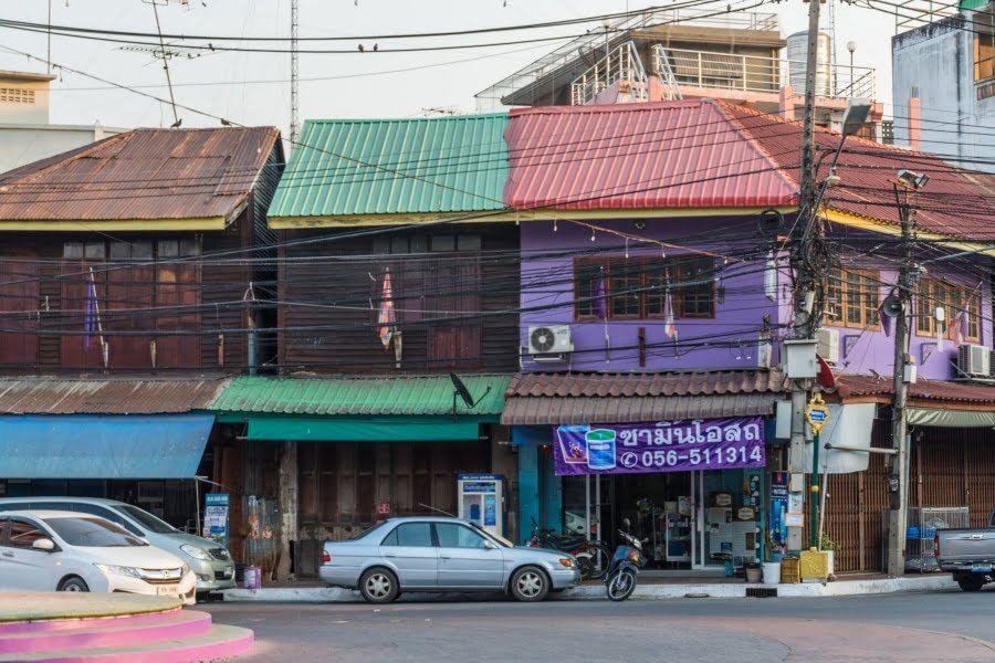 couleurs maisons uthai thani - thailande