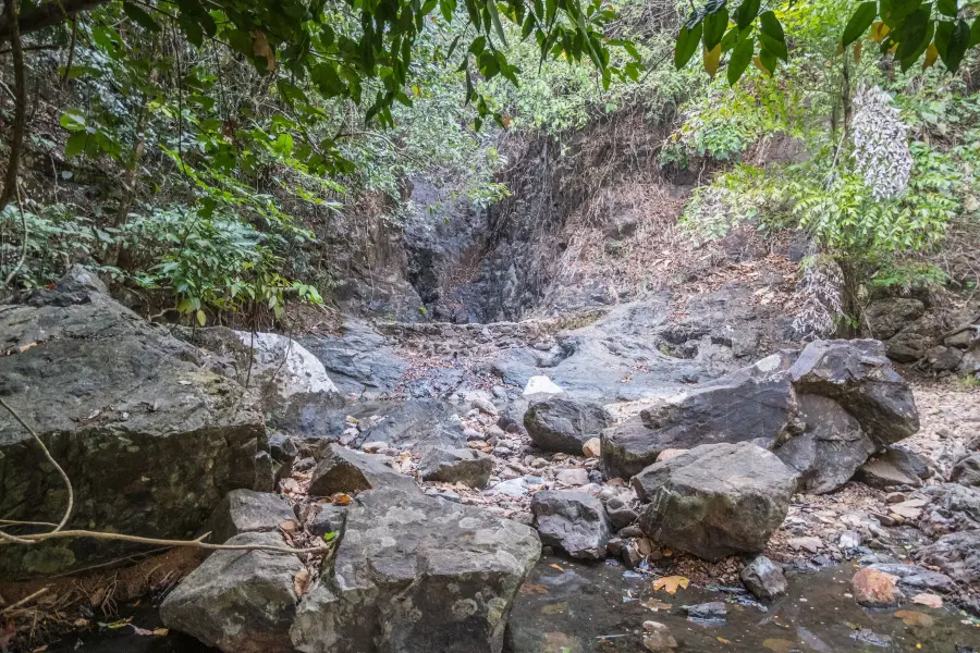 khiri phet waterfall ko chang - thailand