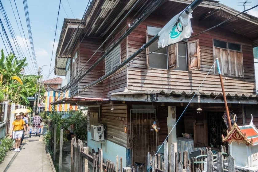 wooden house potters village ko kret