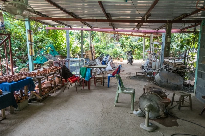 small pottery workshop ko kret