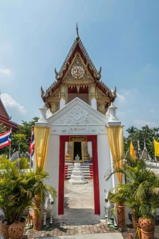 door temple wat chimphli sutthawat ko kret