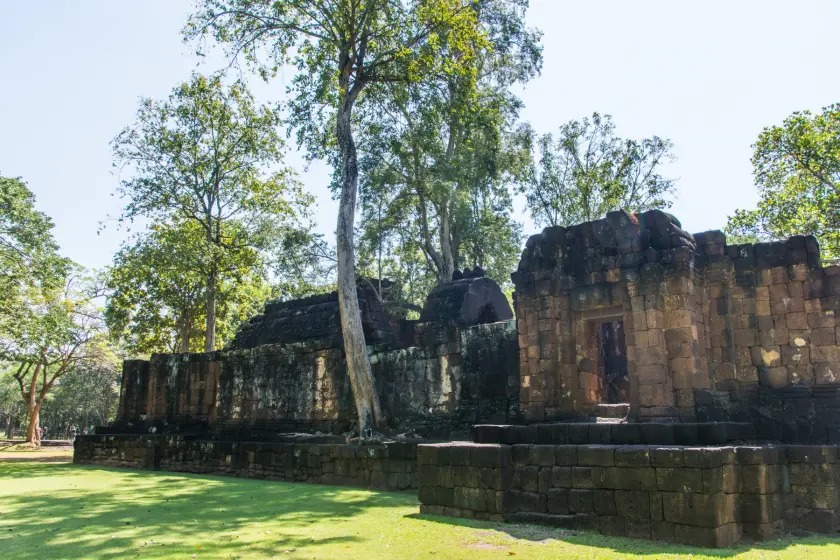 khmer ruin prasat muang sing kanchanaburi