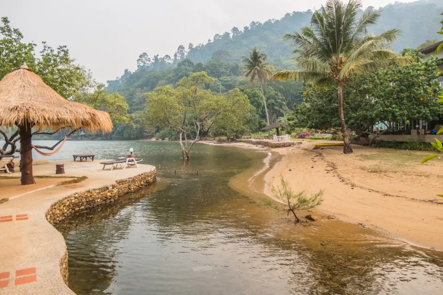 bailan beach ko chang thailand