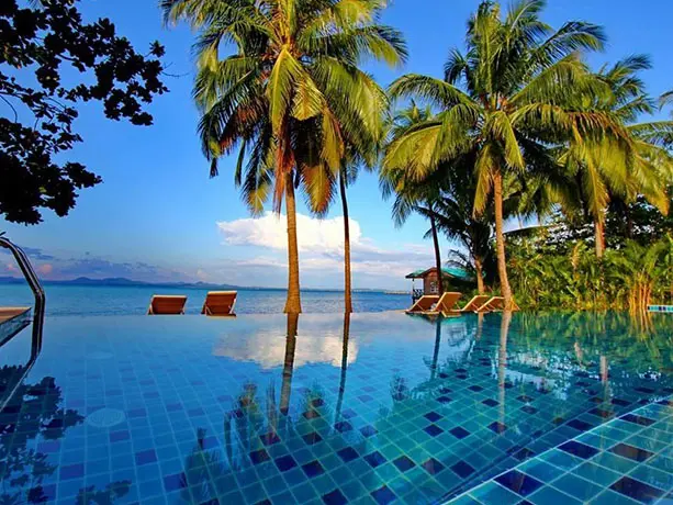 exterior bungalow serenity resort ko chang